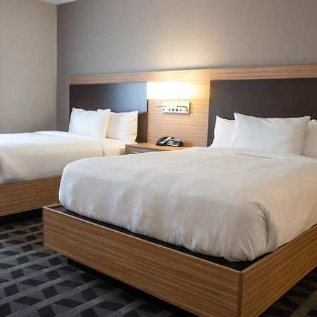 Towneplace Suites By Marriott Petawawa Exteriér fotografie